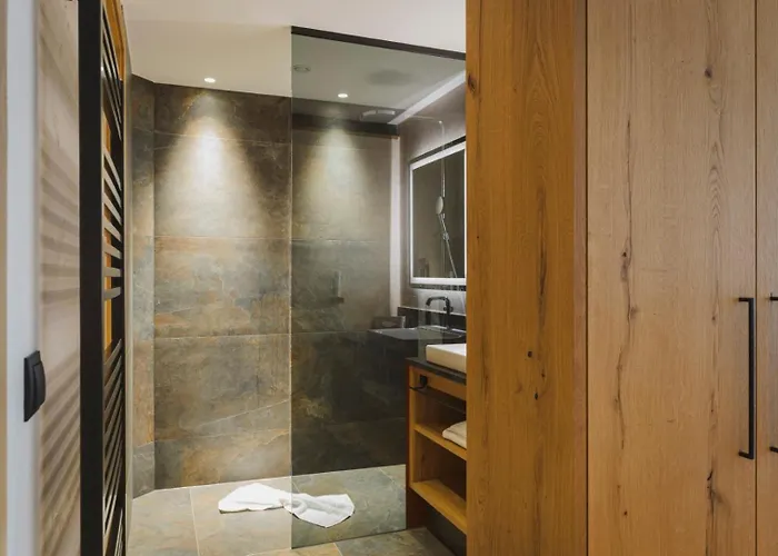 Boutiquehotel Acherl فندق اشنكريش